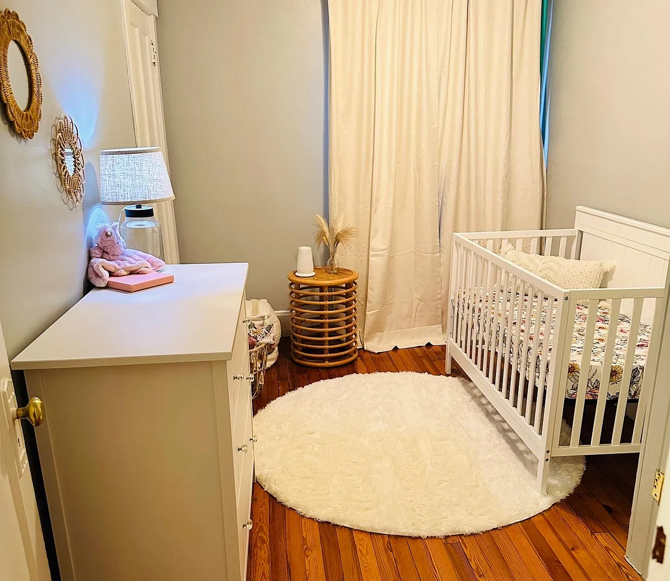 3 bed, 1900 sqft, $3,400 — Photo 1