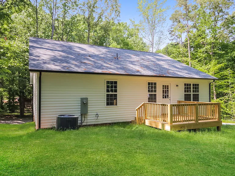 200 Ashbrook Rd — Photo 15