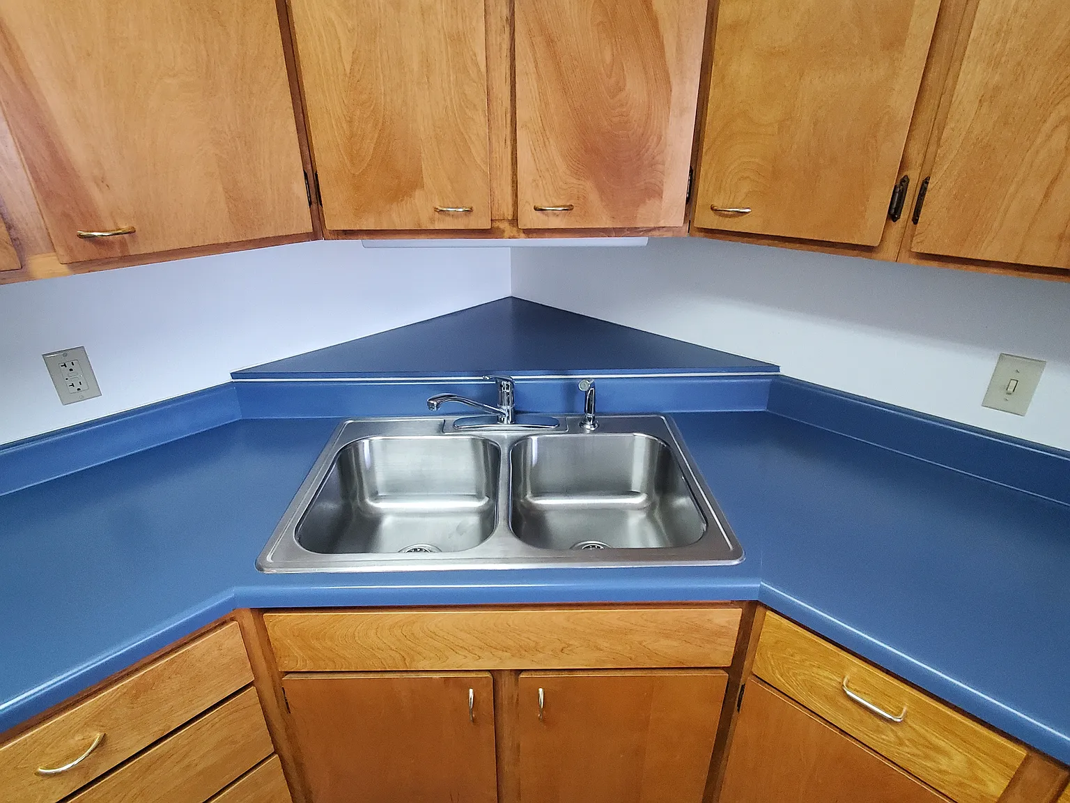 Studio, 500 sqft, $500 — Photo 2