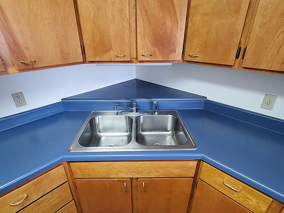 2nd image of 509 Goose Island Dr #311