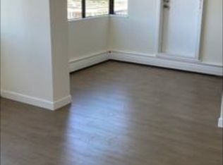 7275 Salisbury Ave #1306, Burnaby, BC V5E4E1