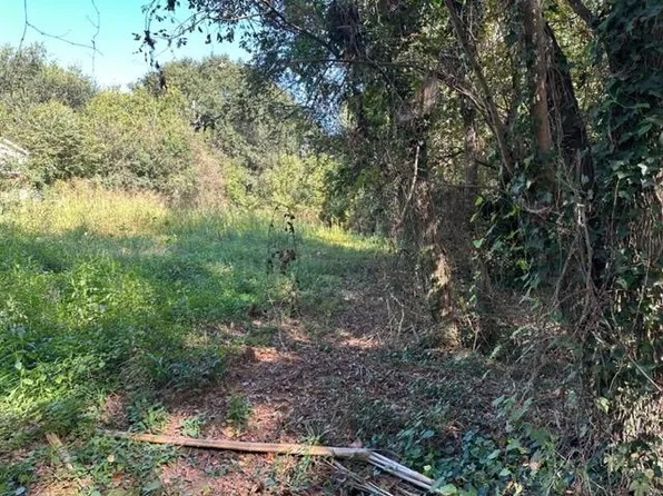 164 Parker Ln, Wellford, SC 29385