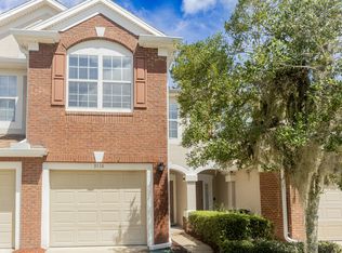 3116 Hollow Tree Ct, Jacksonville, FL 32216
