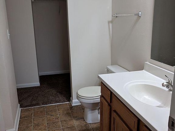 2nd image of 711 W Trafalgar Pointe Way APT 16