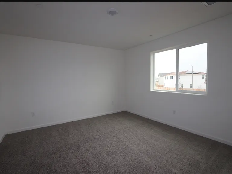 2224 S Crumal St — Photo 6