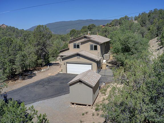 2nd image of 27 Forest Rd