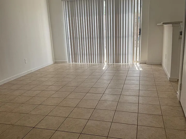 6645 Wanda Ln — Photo 13