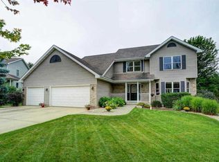 1018 Onyx Ct, Verona, WI 53593