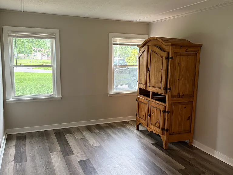 7200 Nathan Hale Way — Photo 7