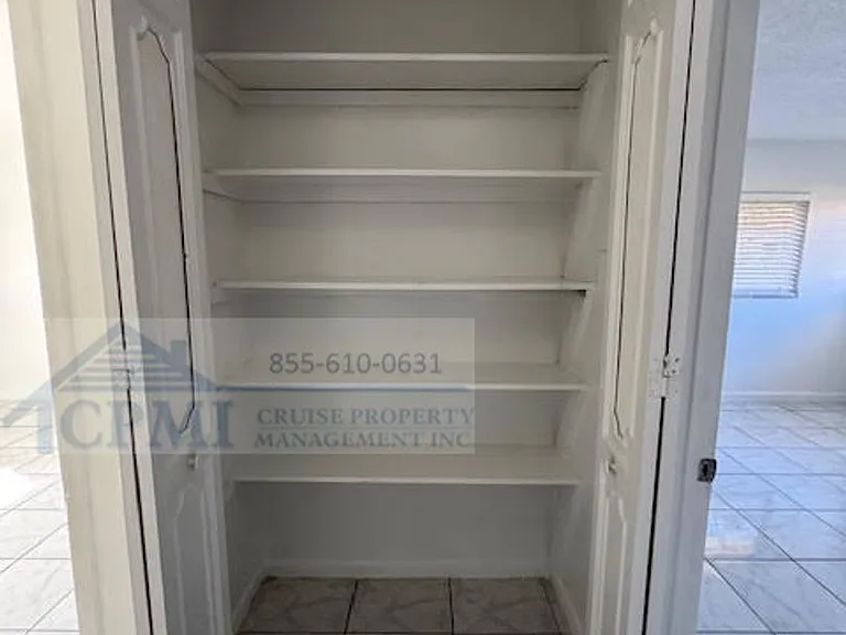 8430 NW 40th St Coral Springs, FL 33065 — Photo 18
