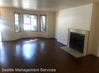 9525 Firdale Ave APT 5, Edmonds, WA 98020
