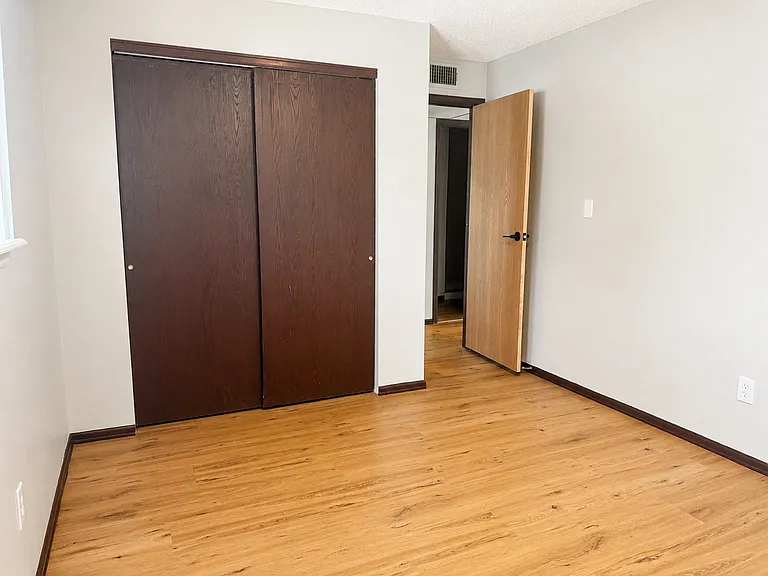 139 Juniper Pl #D — Photo 13