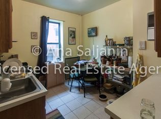 2176 19th St APT 1B, Astoria, NY 11105
