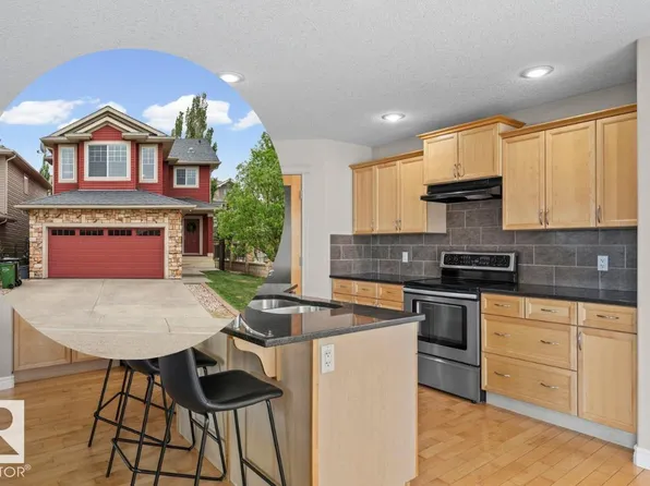 8097 Shaske Dr NW, Edmonton, AB T6R 0B6