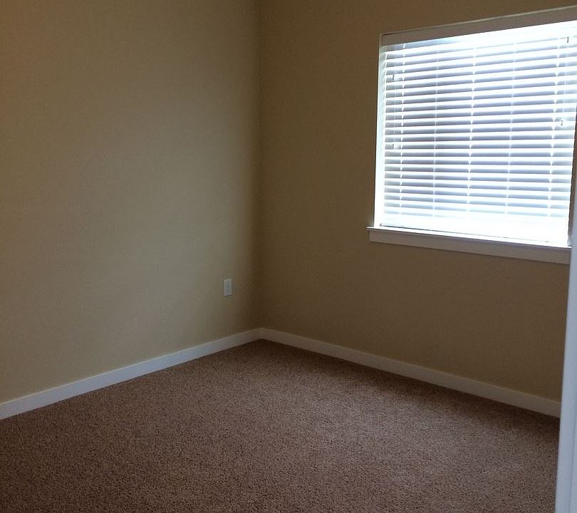 1st image of 1500 S 14th St W APT 102