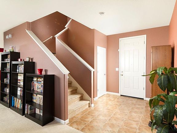 4th image of 1601 Chateau Dr