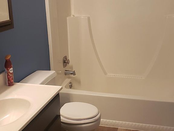 4th image of 11756 Elizabeth Dr