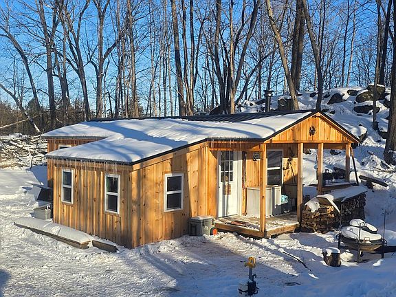 5th image of 155 Hutton Rd