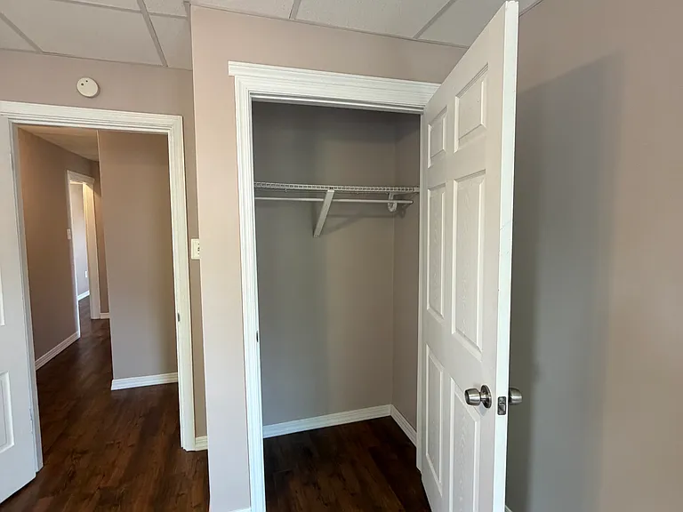 252 E Louther St — Photo 18