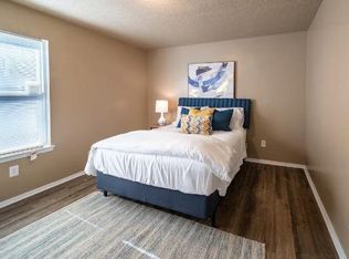1334 N Cooper St #1334, Arlington, TX 76011