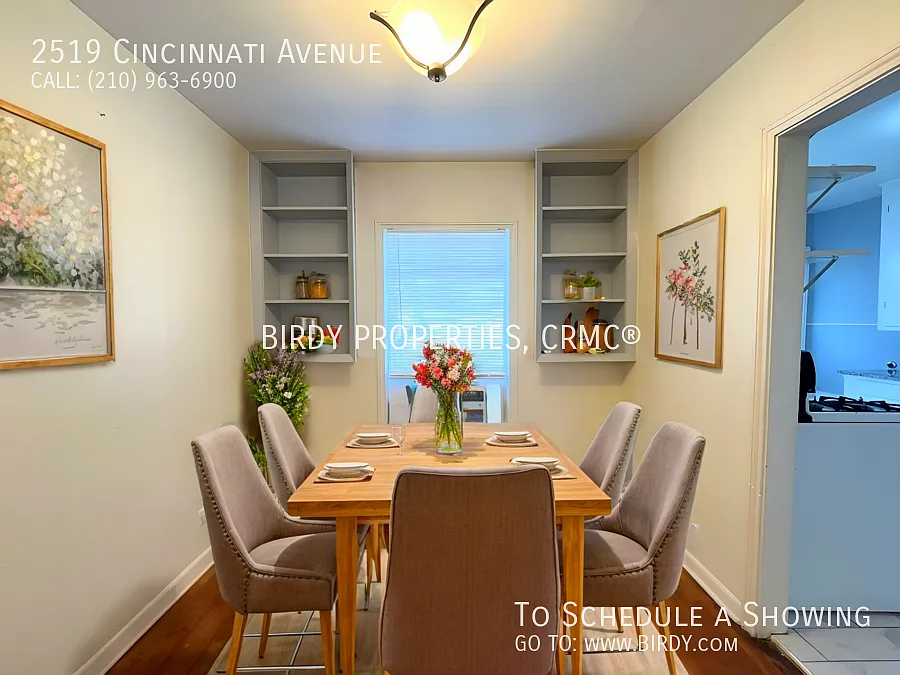 "Charming 2-Bedroom Duplex at 2519 Cincinnati Ave - Cozy Living in San Antonio!" — Photo 4