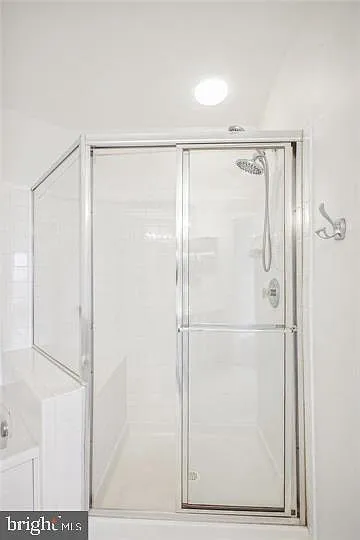 206 Heathwalk St #B — Photo 18