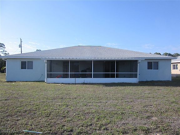 2nd image of 2117/2119 Fairway Dr