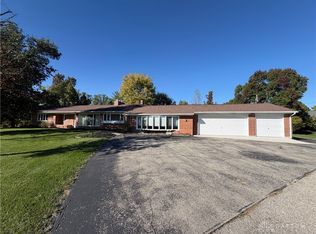 1441 S Dixie Dr, Vandalia, OH 45377