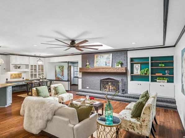 28160 WINDWOOD DR E, Boerne, TX 78006