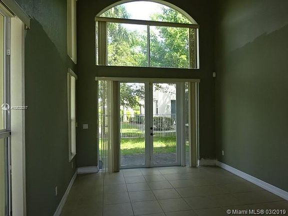 4th image of 2229 Portofino Ave