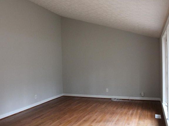 2nd image of 9625 Red Bird Ln