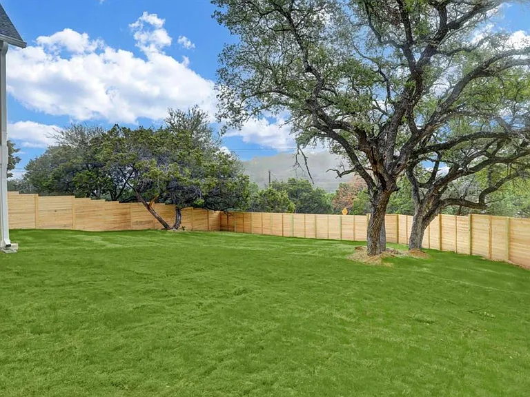 2603 Nocona Trl — Photo 20