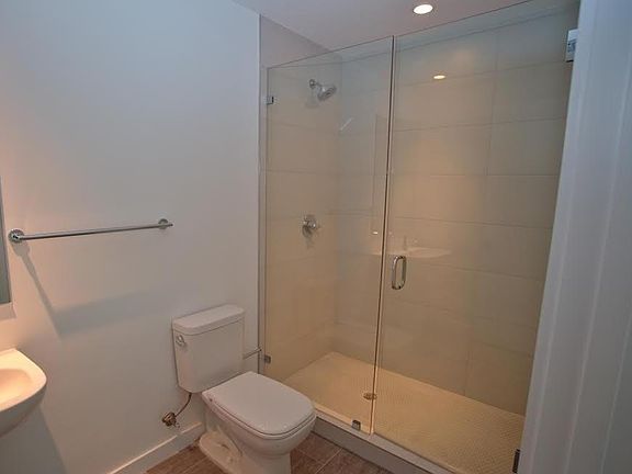 5th image of 2900 NE 7th Ave Unit 1906