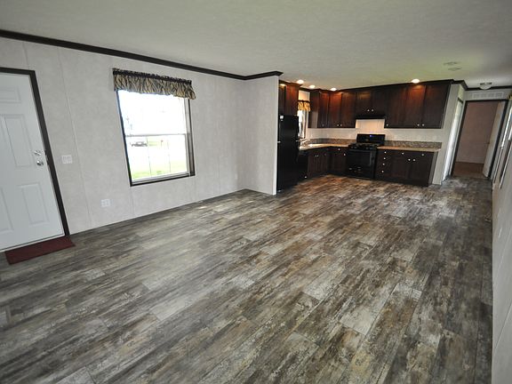2nd image of 61 Mockingbird Ln