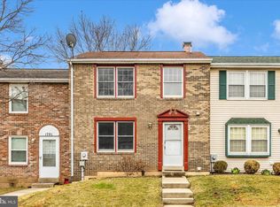 1703 Heather Ln, Frederick, MD 21702