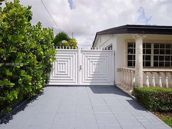5th image of 12293 SW 28th Ter