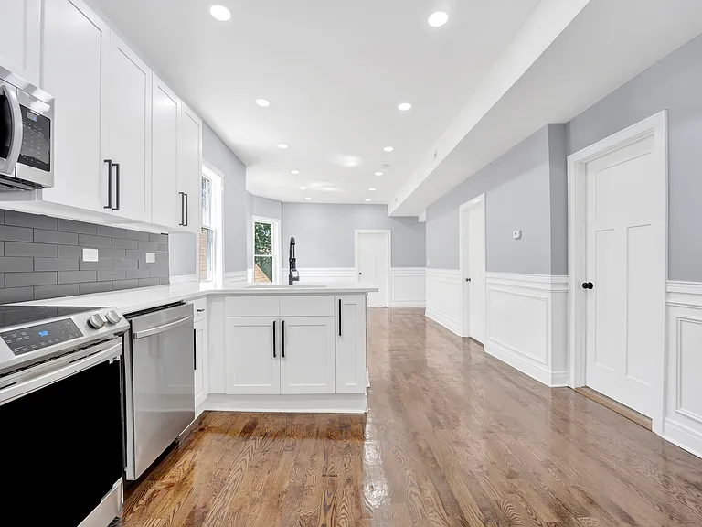 1821 N Kedvale Ave #1 — Photo 6