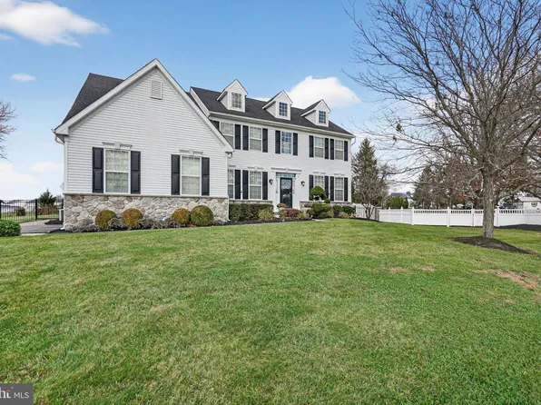 121 White Owl Trl, Mullica Hill, NJ 08062