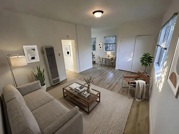 360 Palm Ave, Oakland, CA 94610