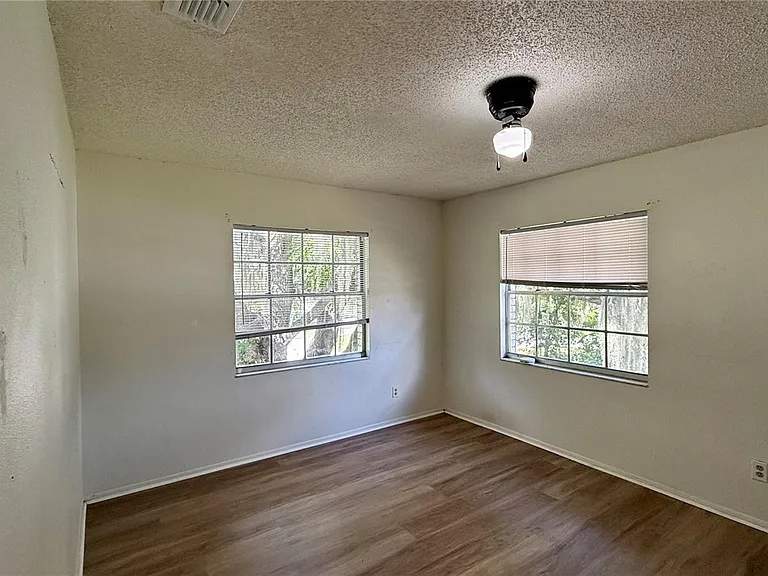 202 Century Blvd #D — Photo 6