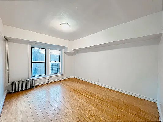 2nd image of 134 Haven Ave APT A