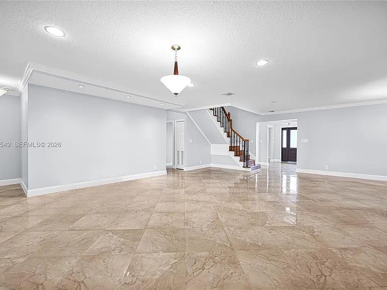 1067 SW 92nd Ave — Photo 9
