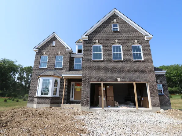 2743 Sky Crossing Dr, Beavercreek, OH 45434