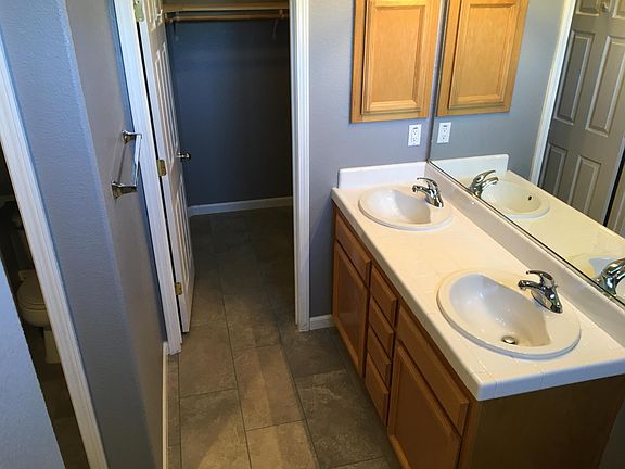 master bathrom