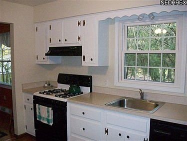 3rd image of 6703 Sandalwood Dr