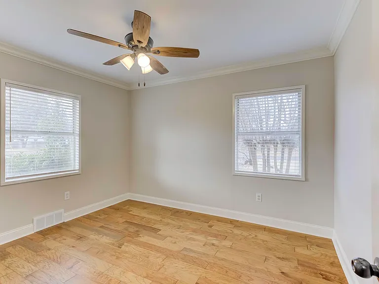 464 S White Station Rd — Photo 20