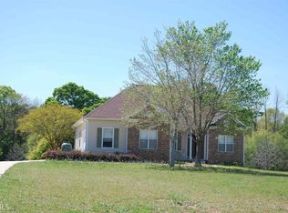 112 Laketrail Dr, Griffin, GA 30223