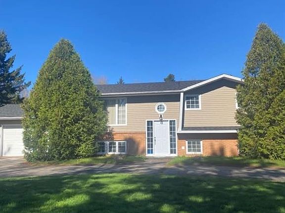 3rd image of 153 Cormier Village Rd