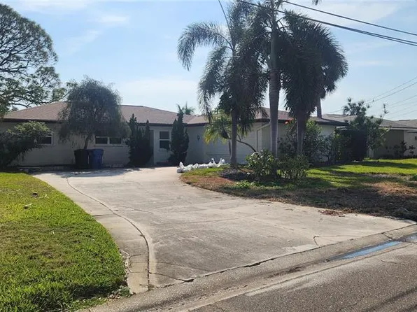 5253 Dover St NE, Saint Petersburg, FL 33703