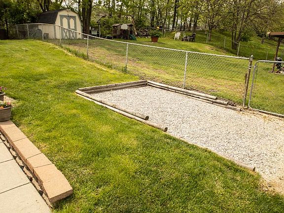 5th image of 180 Belair Cir